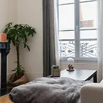 Hostnfly Apartments - Superb Apartment In The Heart Of Montmartre